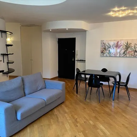 Centro Corvetto Tribunale - Genovainrelax Cenova