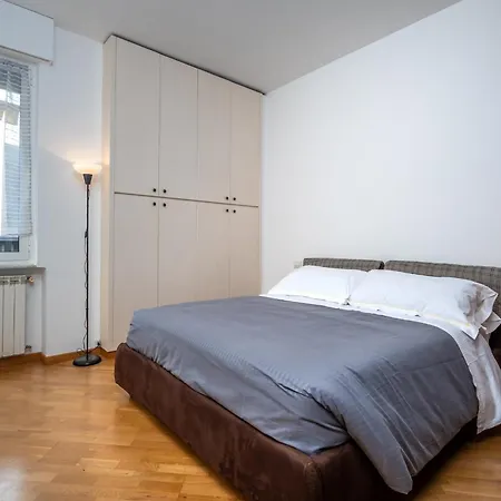 Centro Corvetto Tribunale - Genovainrelax Διαμέρισμα *