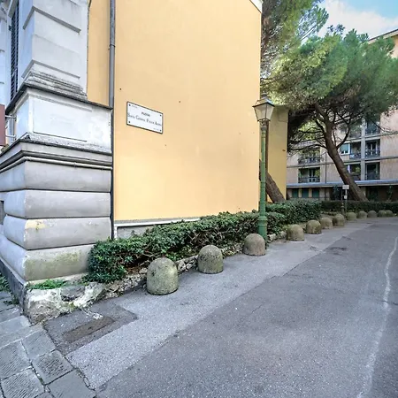 Centro Corvetto Tribunale - Genovainrelax Διαμέρισμα